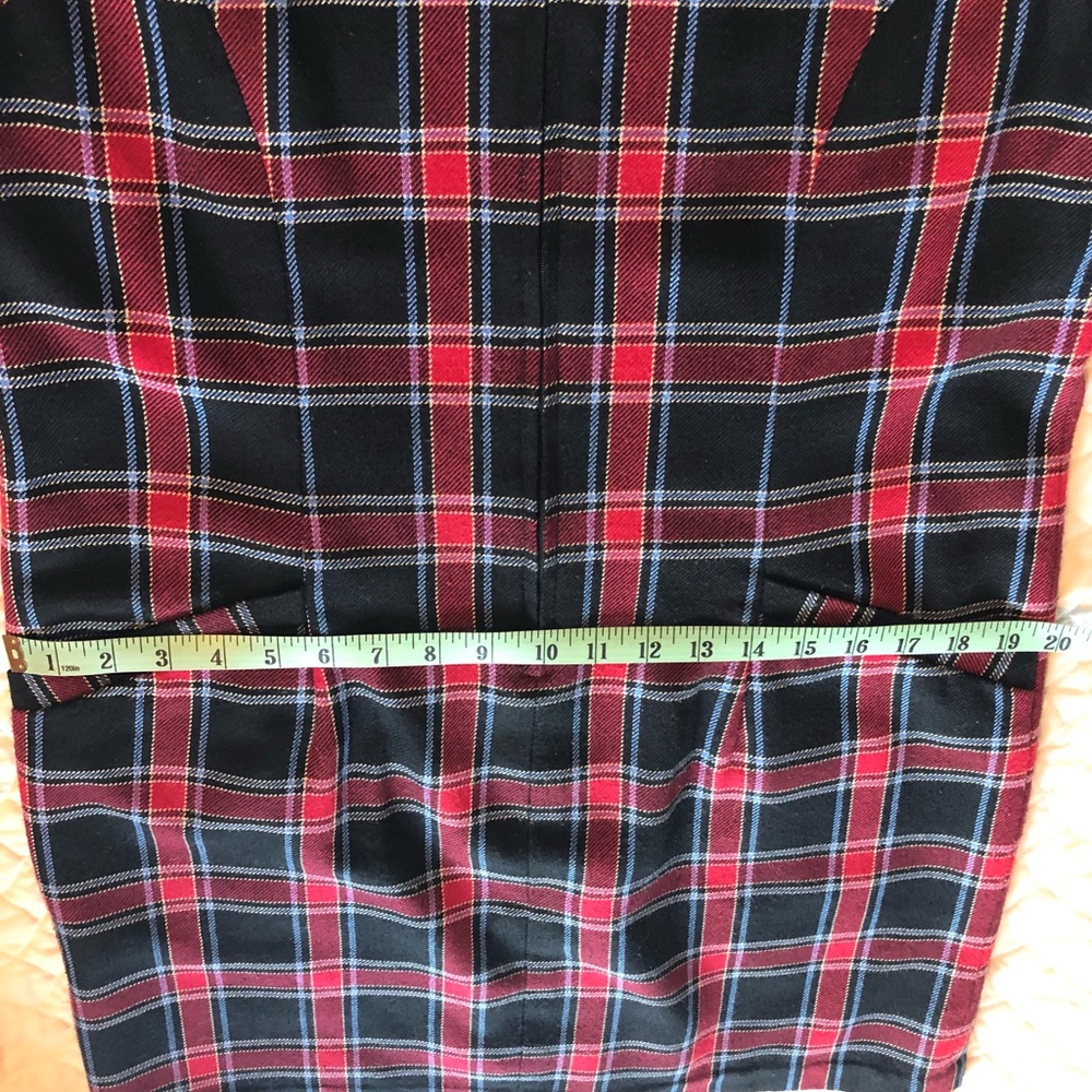 VNTG Tabi International Black and Red Plaid Sheath Dress sz 12. - Picture 5 of 7